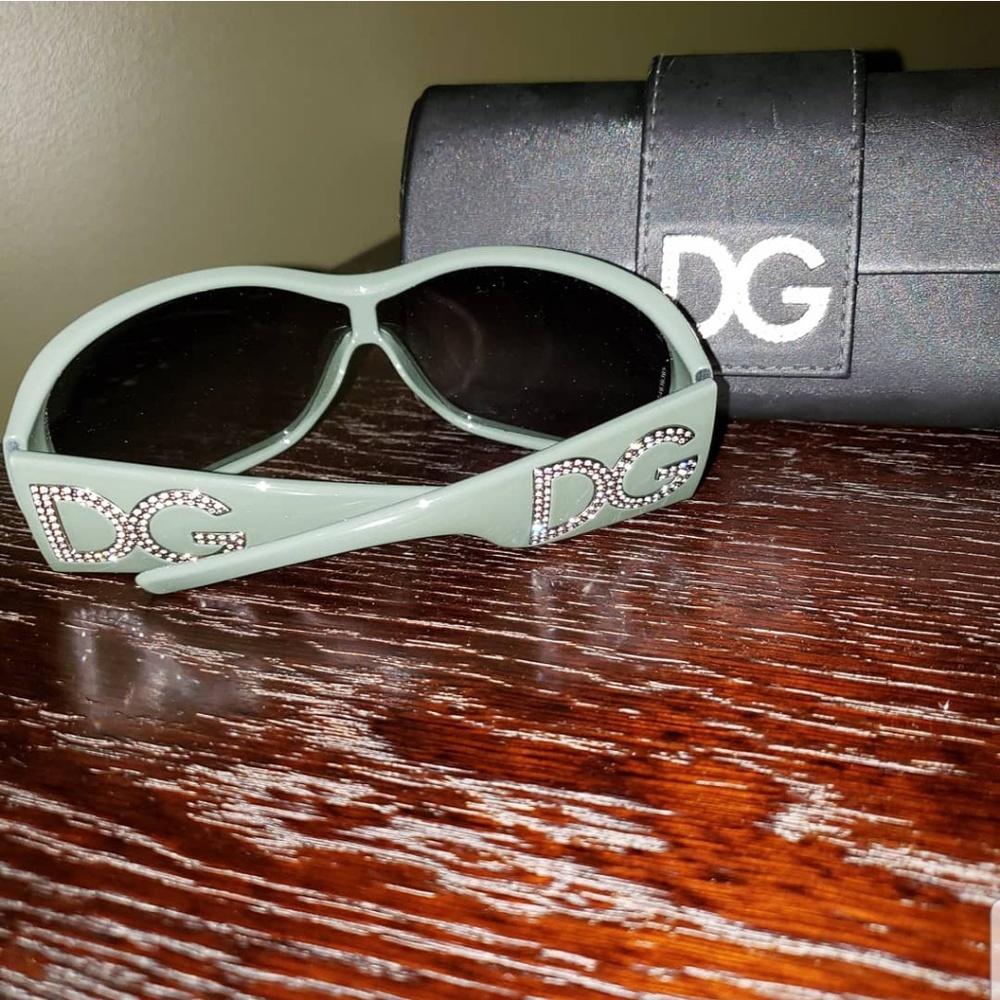 Sun glasses